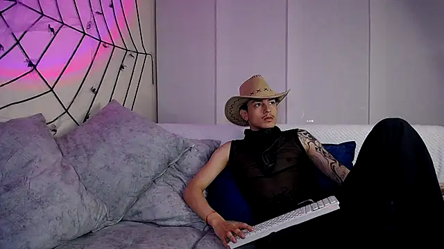  PandoyParker  online show from 13, 10, 2025