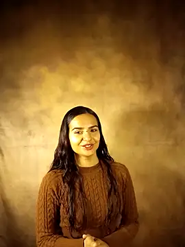 MissHazelnut online show from 11, 11, 2025