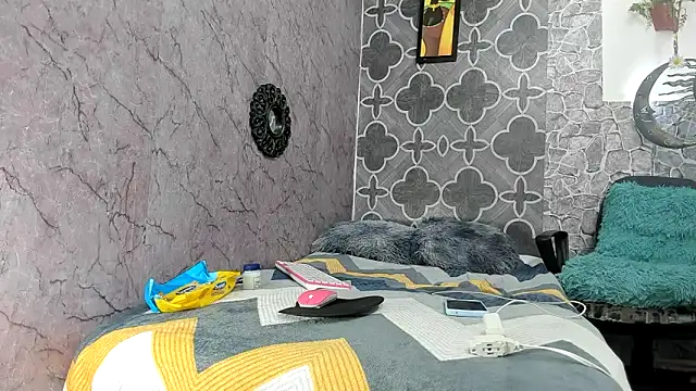 sexyboys cutex18 online show from 18, 12, 2025