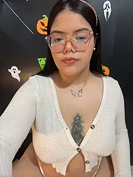 GabrielleMarsh1 online show from 2, 11, 2025