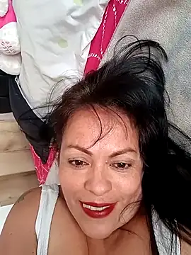 Lucia-Naughty online show from 7, 10, 2025
