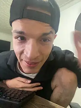 santyrestrepo online show from 28, 10, 2025