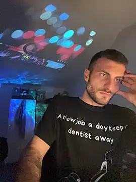 Xhrome98 online show from 8, 11, 2025