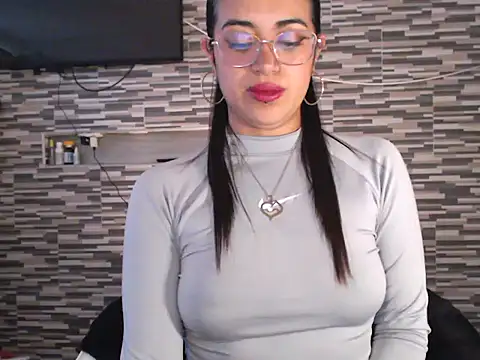 Carla Bennett   online show from 12, 10, 2025