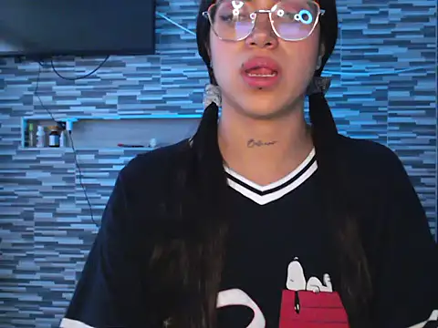 Carla Bennett   online show from 12, 11, 2025