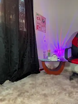 AlannaDollx online show from 15, 11, 2025