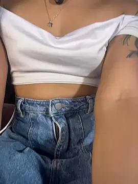 AlannaDollx online show from 9, 1, 2026