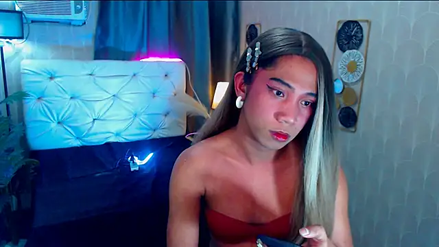 Snapshot of Seductive_nathalie chatting on 20, 10, 2025 Seductive nathalie online show from 20, 10, 2025