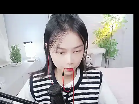 mili0923 online show from 13, 10, 2025