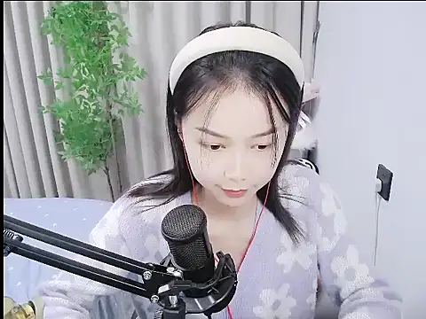 mili0923 online show from 18, 11, 2025