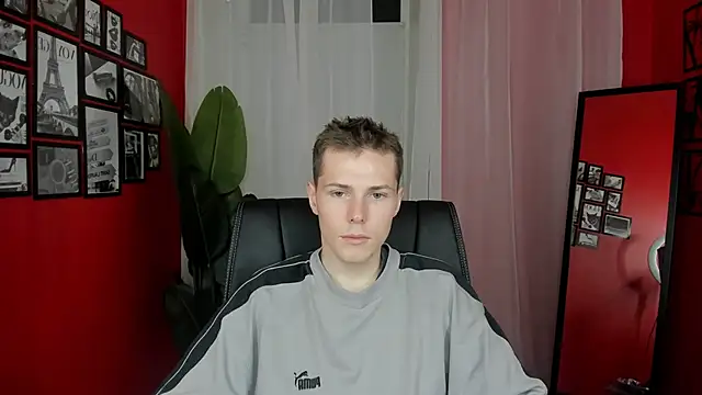 Snapshot of Hector_Spector chatting on 8, 11, 2025 Hector Spector online show from 8, 11, 2025