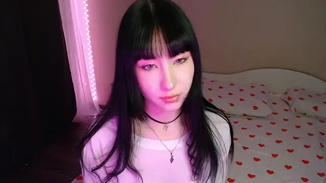 Snapshot of NaemiiBlush chatting on 12, 11, 2025 NaemiiBlush online show from 12, 11, 2025