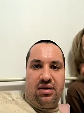 evrythingEverythere online show from 2, 2, 2026