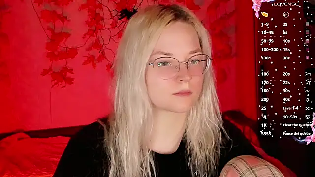 HoneyDazzle online show from 12, 11, 2025