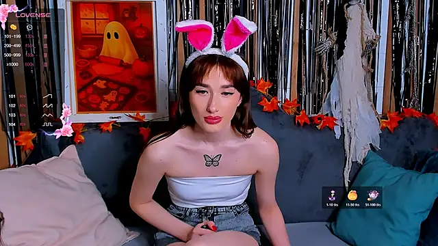 Snapshot of Olivia_Grantt chatting on 30, 10, 2025 Olivia Grantt online show from 30, 10, 2025