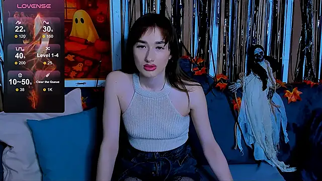 Snapshot of Olivia_Grantt chatting on 31, 10, 2025 Olivia Grantt online show from 31, 10, 2025