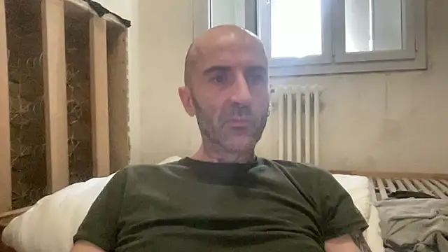 slave44nantes online show from 19, 1, 2026