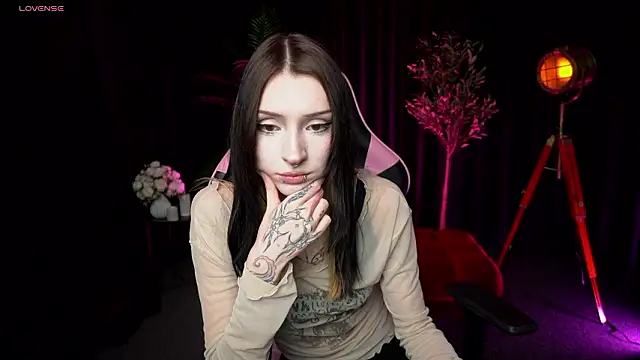 Snapshot of Trix_Void chatting on 21, 2, 2026 Trix Void online show from 21, 2, 2026