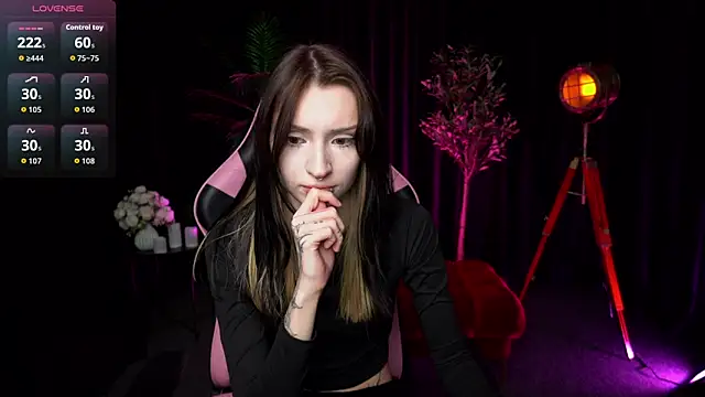 Snapshot of Trix_Void chatting on 24, 2, 2026 Trix Void online show from 24, 2, 2026