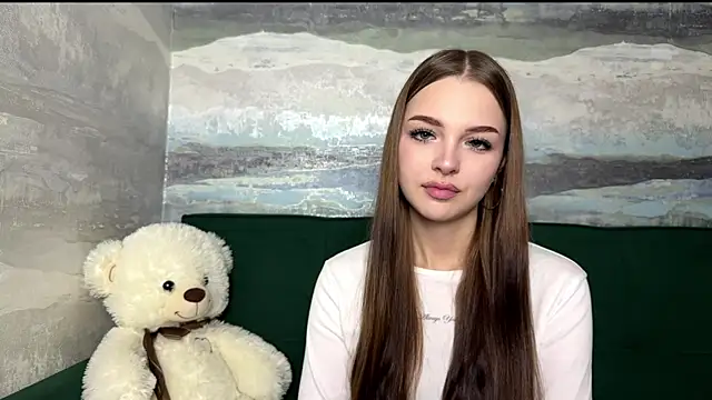 Snapshot of SunnySprinkle chatting on 12, 11, 2025 SunnySprinkle online show from 12, 11, 2025