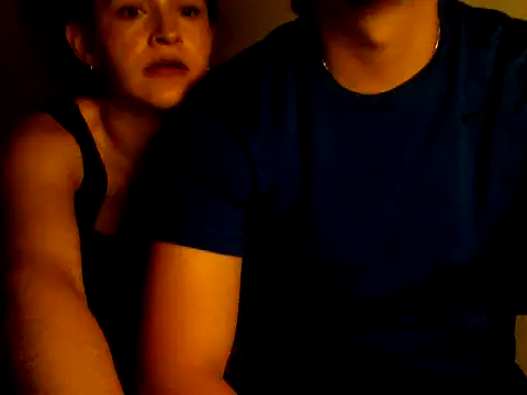 Snapshot of LatinFireCouple chatting on 25, 10, 2025 LatinFireCouple online show from 25, 10, 2025
