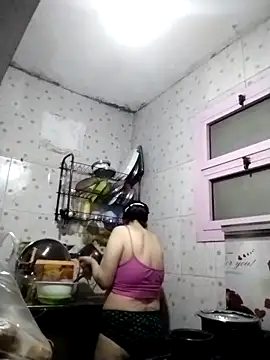 Snapshot of TermedScherzo chatting on 18, 12, 2025 TermedScherzo online show from 18, 12, 2025