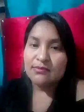 Snapshot of lucia00xx chatting on 13, 10, 2025 lucia00xx online show from 13, 10, 2025