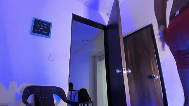 Dann 17  online show from 7, 11, 2025