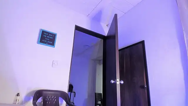 Dann 17  online show from 11, 11, 2025