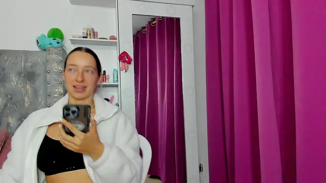 Sophia rouse online show from 18, 10, 2025