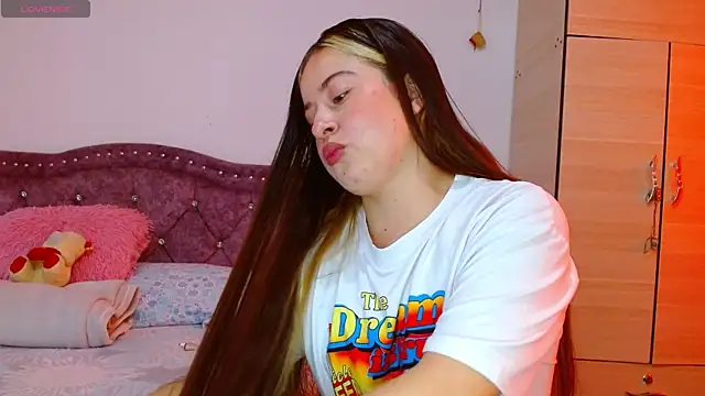 Hanssel tess online show from 18, 10, 2025