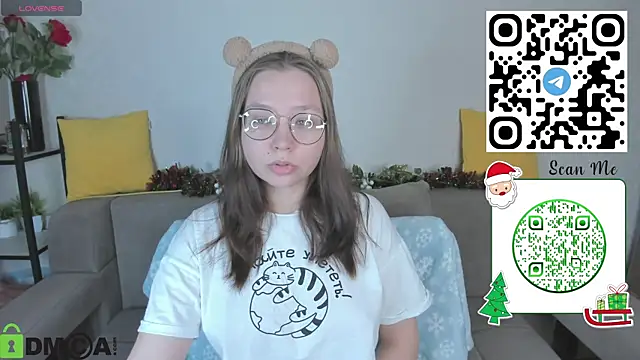 Nuura Moore online show from 6, 1, 2026