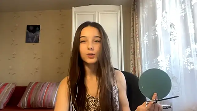 ZaidaKellner online show from 11, 10, 2025