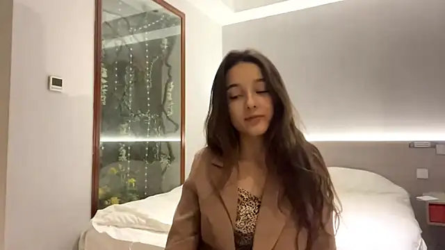 ZaidaKellner online show from 11, 11, 2025