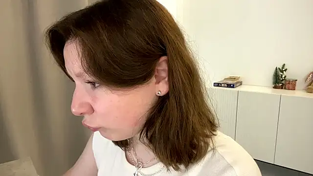 TamekiaSamii online show from 17, 11, 2025