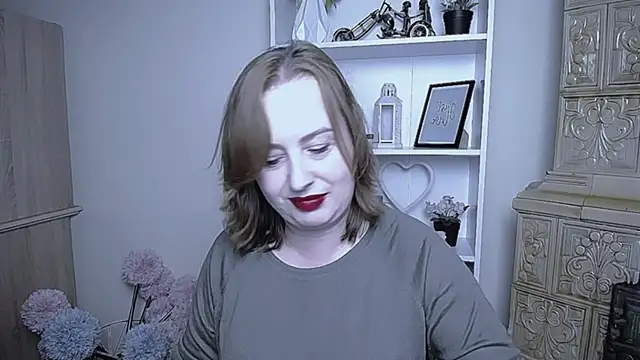 Snapshot of HelenFl chatting on 15, 10, 2025 HelenFl online show from 15, 10, 2025