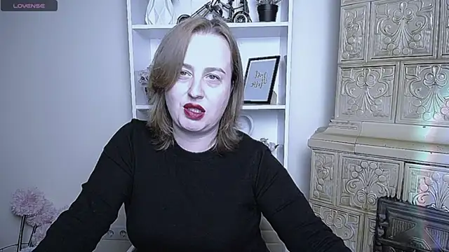 Snapshot of HelenFl chatting on 22, 10, 2025 HelenFl online show from 22, 10, 2025