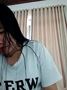 Snapshot of TrangNemo chatting on 10, 10, 2025 TrangNemo online show from 10, 10, 2025