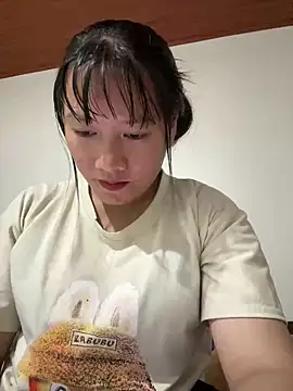 Snapshot of TrangNemo chatting on 20, 10, 2025 TrangNemo online show from 20, 10, 2025