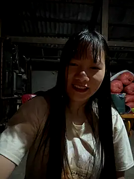 Snapshot of TrangNemo chatting on 24, 10, 2025 TrangNemo online show from 24, 10, 2025