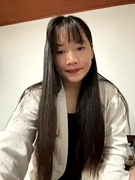 Snapshot of TrangNemo chatting on 3, 11, 2025 TrangNemo online show from 3, 11, 2025