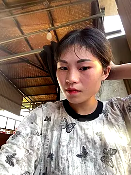 Mylinh- online show from 18, 10, 2025