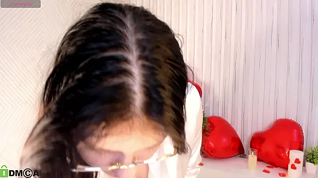 BellaWink online show from 18, 3, 2026