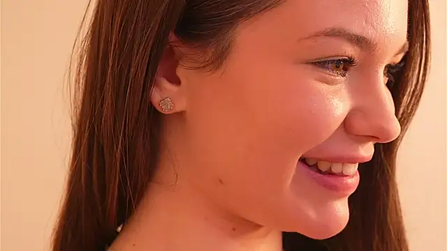 Snapshot of tokyo_bloom chatting on 9, 11, 2025 tokyo bloom online show from 9, 11, 2025