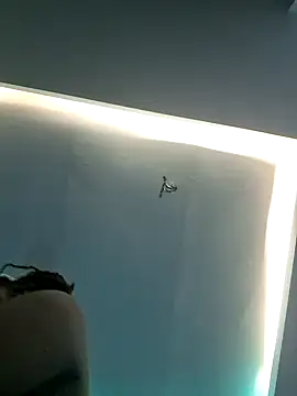 GlobeTrottieHottie1 online show from 8, 11, 2025