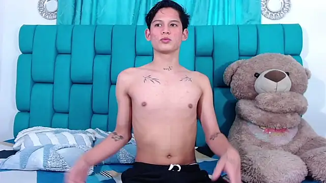 Snapshot of Brian_hot chatting on 11, 10, 2025 Brian hot online show from 11, 10, 2025