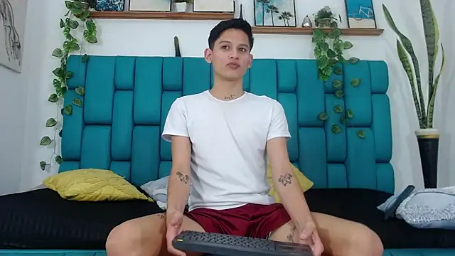 Snapshot of Brian_hot chatting on 30, 10, 2025 Brian hot online show from 30, 10, 2025