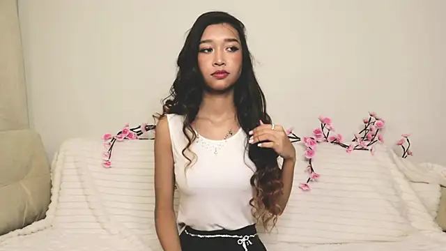 SelinaLukas online show from 11, 10, 2025