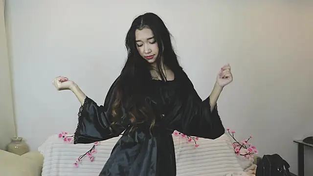 SelinaLukas online show from 22, 10, 2025