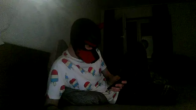 Snapshot of MolleDolle chatting on 15, 11, 2025 MolleDolle online show from 15, 11, 2025